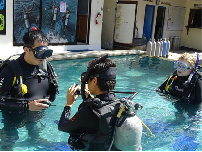 5 top things employers look for when hiring Dive Instructors! Teaching Diving