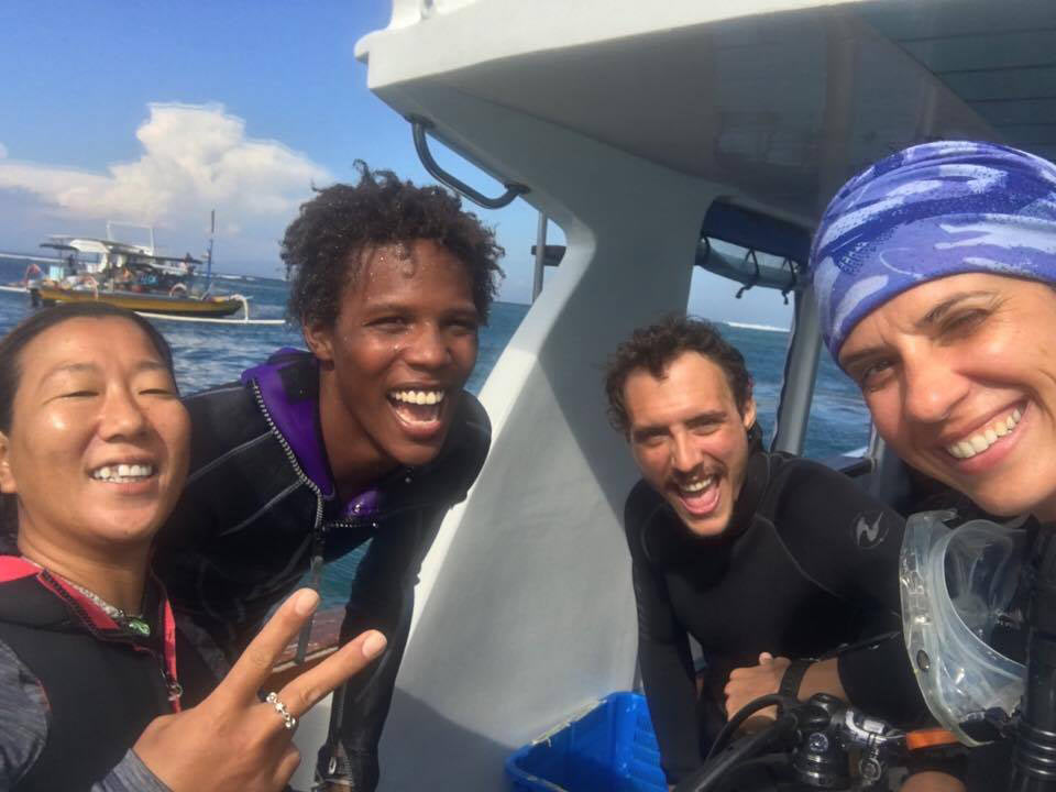 Professional dive when take their divemaster courses in bali